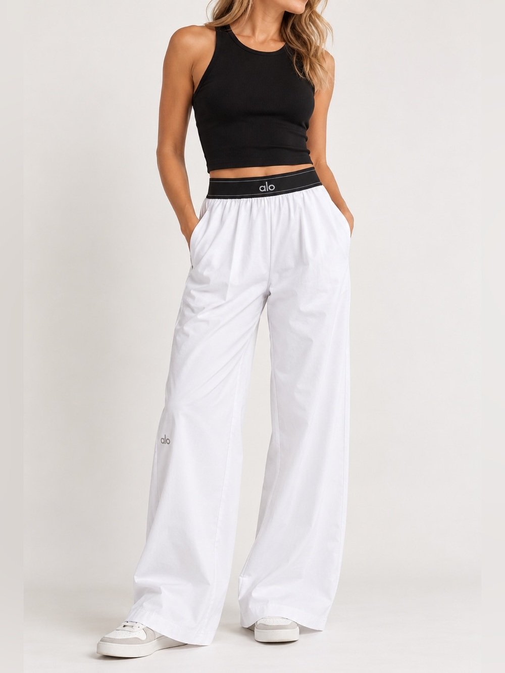 NWT- ALO Suit Up Trouser White XS Wide Leg W51432R